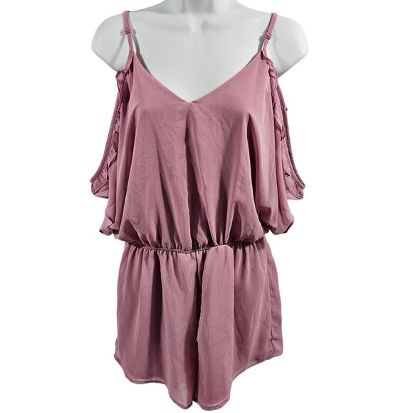 Charlotte Russe Pink Off-the-Shoulder Romper NWT Size Small - Picture 1 of 12